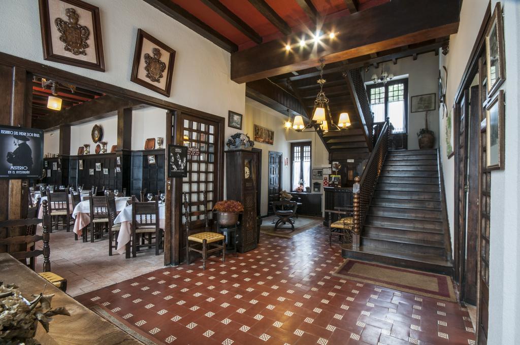 Hostal Ayestaran II Lekunberri Exteriör bild